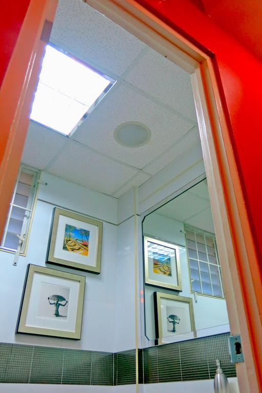 Choose To Be Happy At Seymour # 9 And #16 - Studio Apartments Kingston Habitación foto
